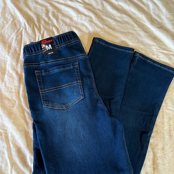 Jeans - Picture 5 of 6